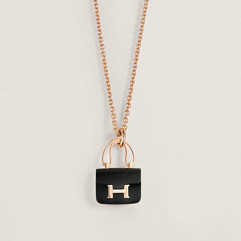 Amulettes Constance pendant