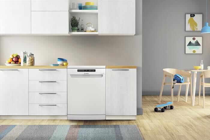 INDESIT - Lavastoviglie IN2FFC14BN6 Classe C 14 coperti-Bianco