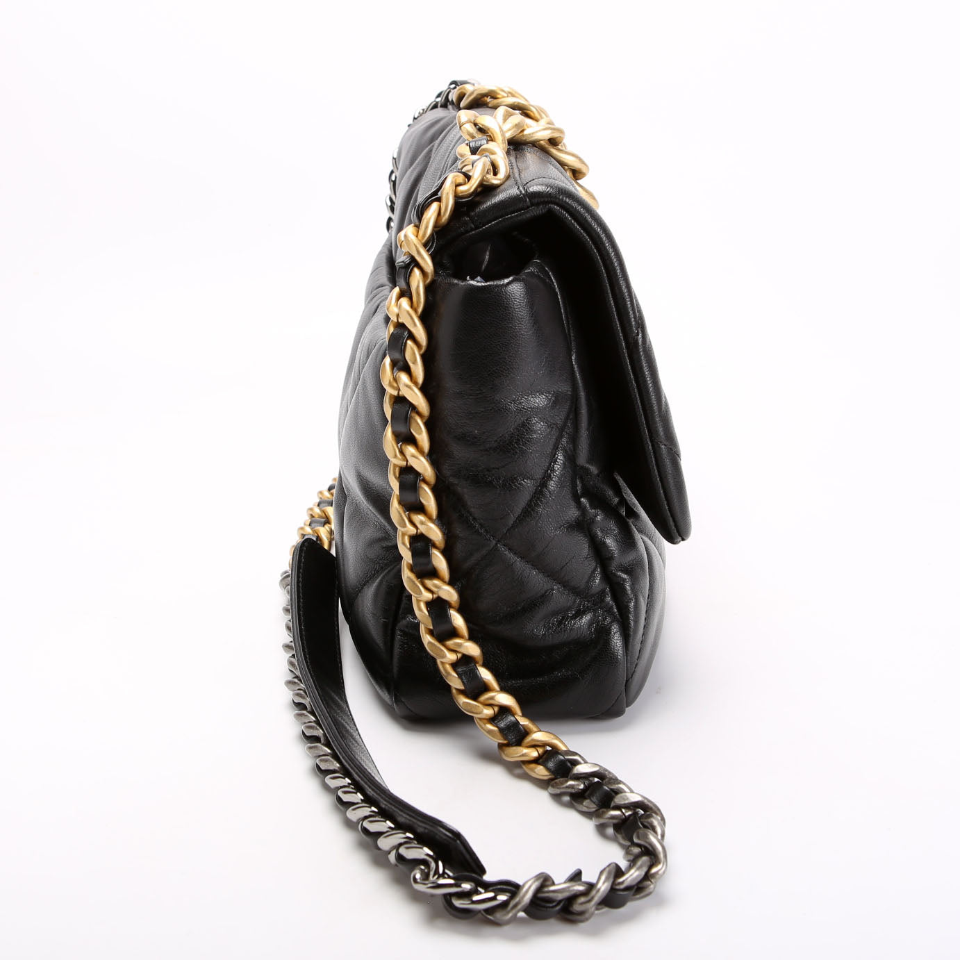CHANEL Quilted Goatskin 19 Medium Flap 30M