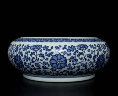 Qianlong Signed Chinese Blue & White Porcelain Brush Washer w/peach