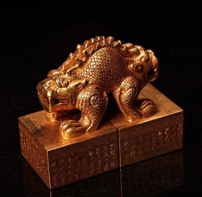 Signed Old Chinese Copper Gilding Seal Stamp w/dragon N4245