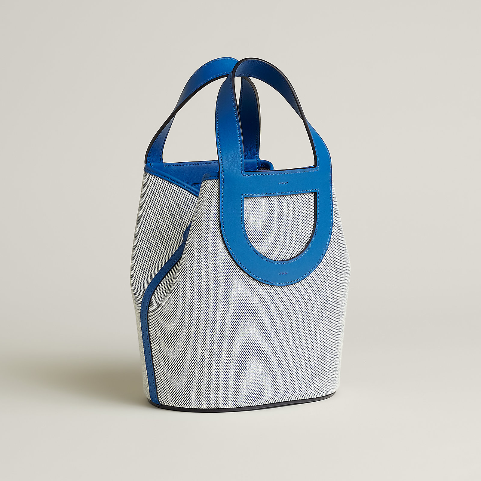 Hermès In-the-Loop 18 bag