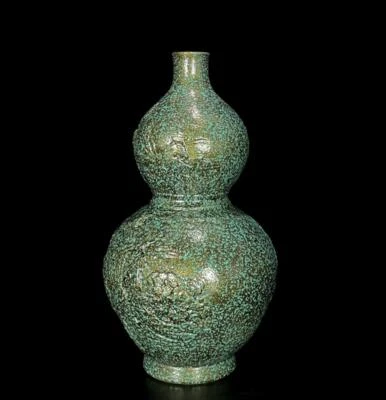 31CM Qianlong Signed Old Chinese Bronze Glaze Gourd Vase w/figure N545