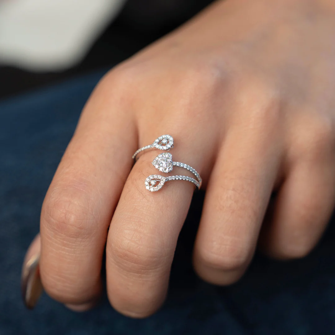 Aura Heart Diamond Ring