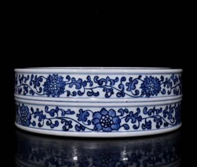 Qianlong Signed Old Chinese Blue and White Brush Washer W/peach N362