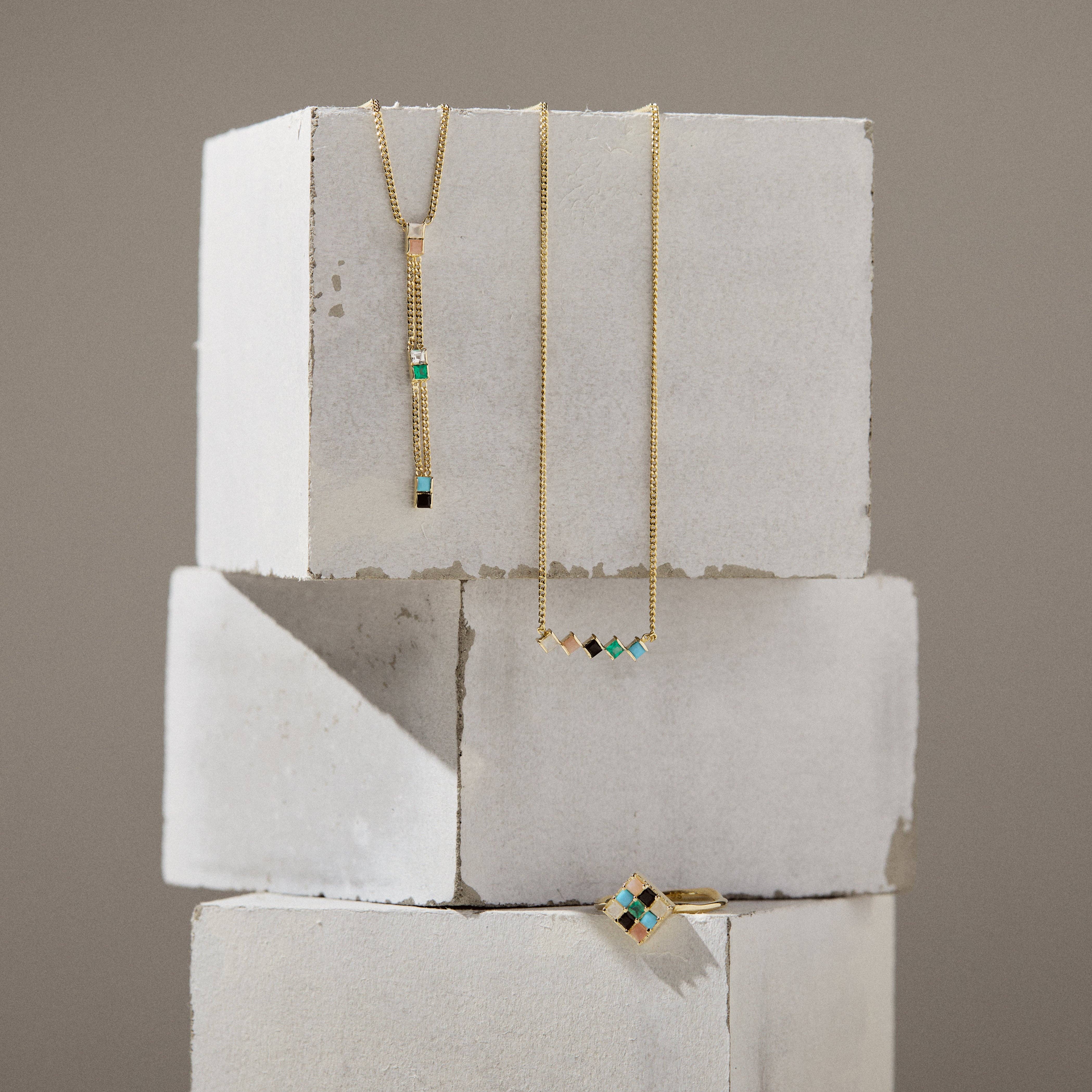 Cobble Necklace in Rainbow/Gold