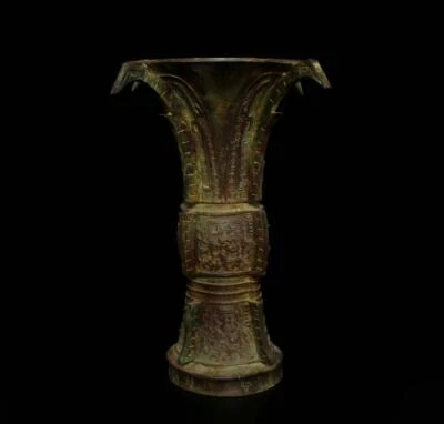 26CM Old Chinese Bronze Statue Vase Pot w/pattern