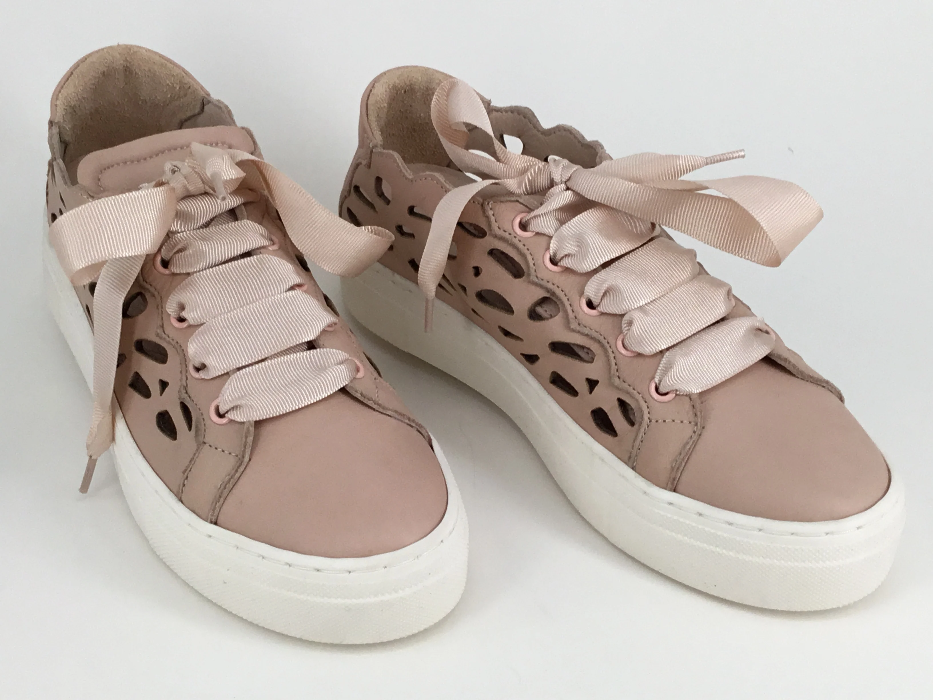 Wave Cole available in 3 colours