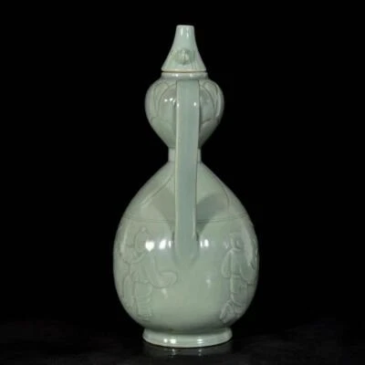 28CM Old Chinese Yue Kiln Teapot w/kid N3264