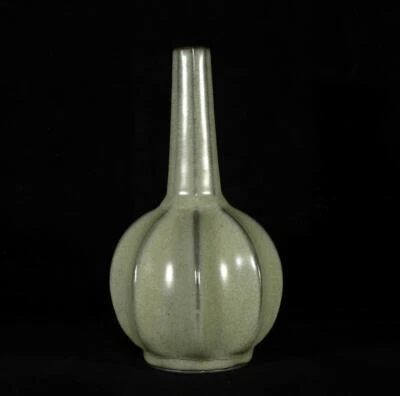 Old Chinese Guan Kiln Vase N3016