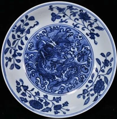 Xuande Signed Old Chinese Blue & White Porcelain Dish w/ dragon N9