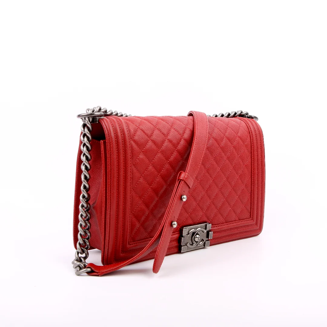 CHANEL Boy Flap Medium Caviar 23M Red