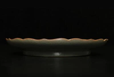 18CM Old Chinese Ru Yao Ru Kiln Dish w/chrysanthemum