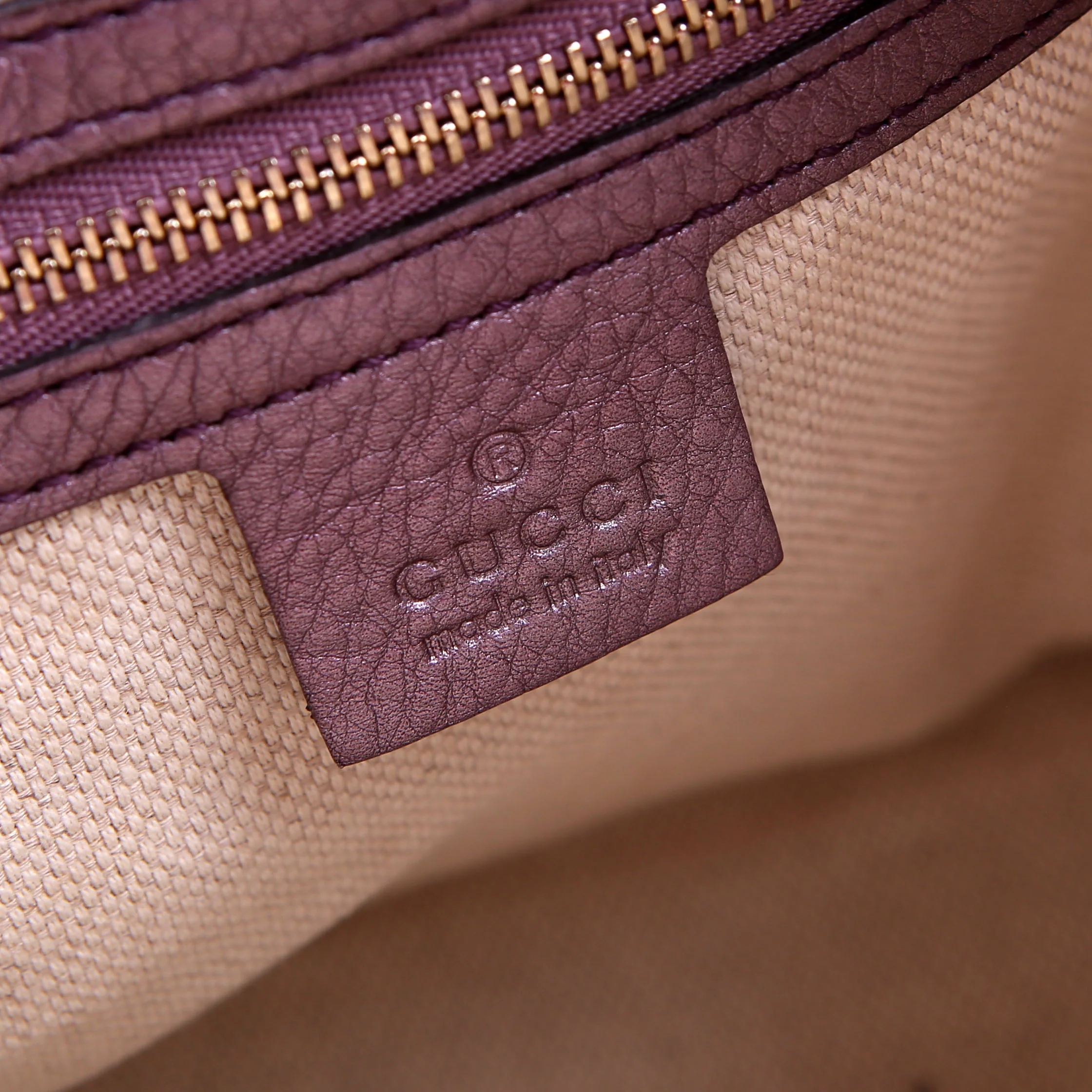 336751 Soho Leather Shoulder Purple