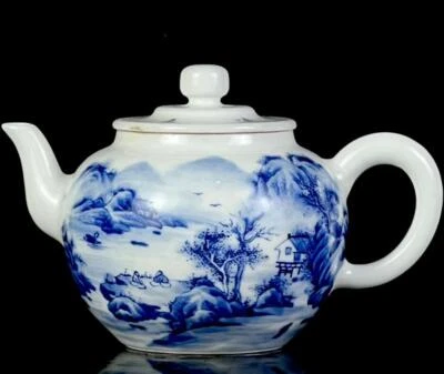 Qianlong Signed Old Chinese Blue & White Porcelain Teapot w/ landscape CK460