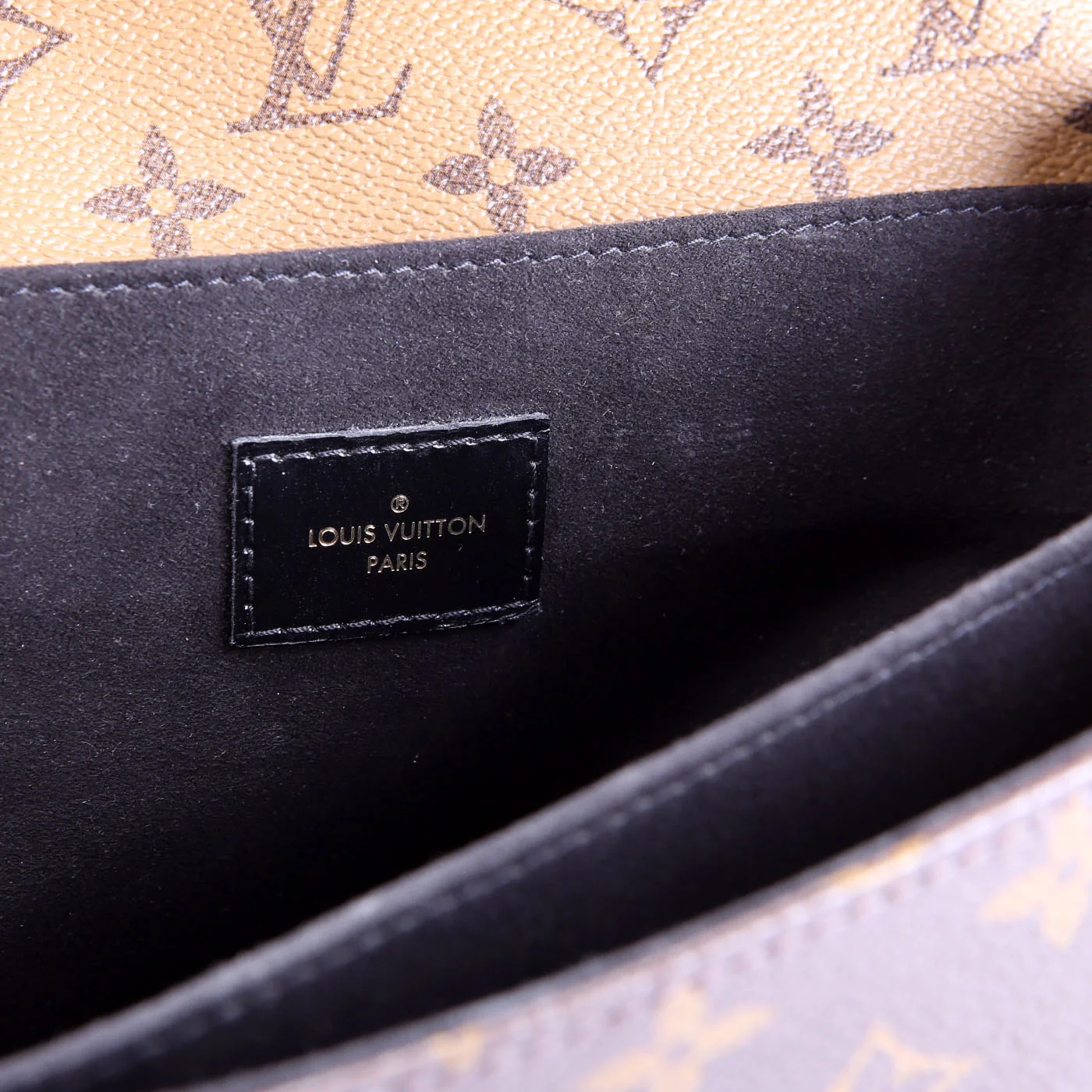 Pochette Metis Reverse Monogram
