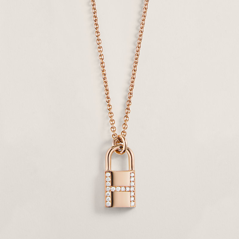 Kelly Cadenas pendant