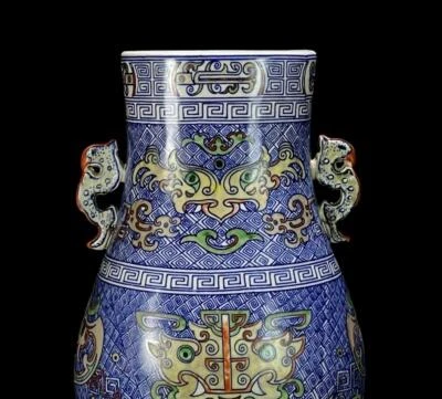 33CM Qianlong Signed Old Chinese Doucai Vase W/dragon N763