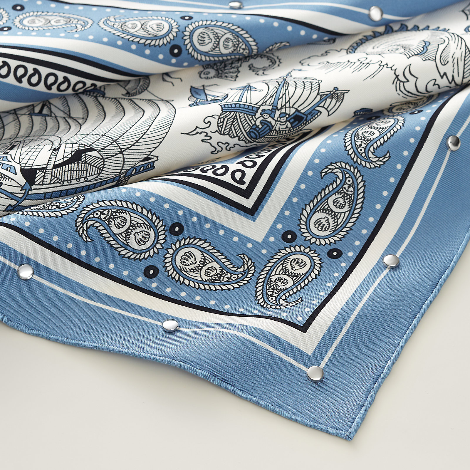 Tatouages Marins Bandana studded scarf 70
