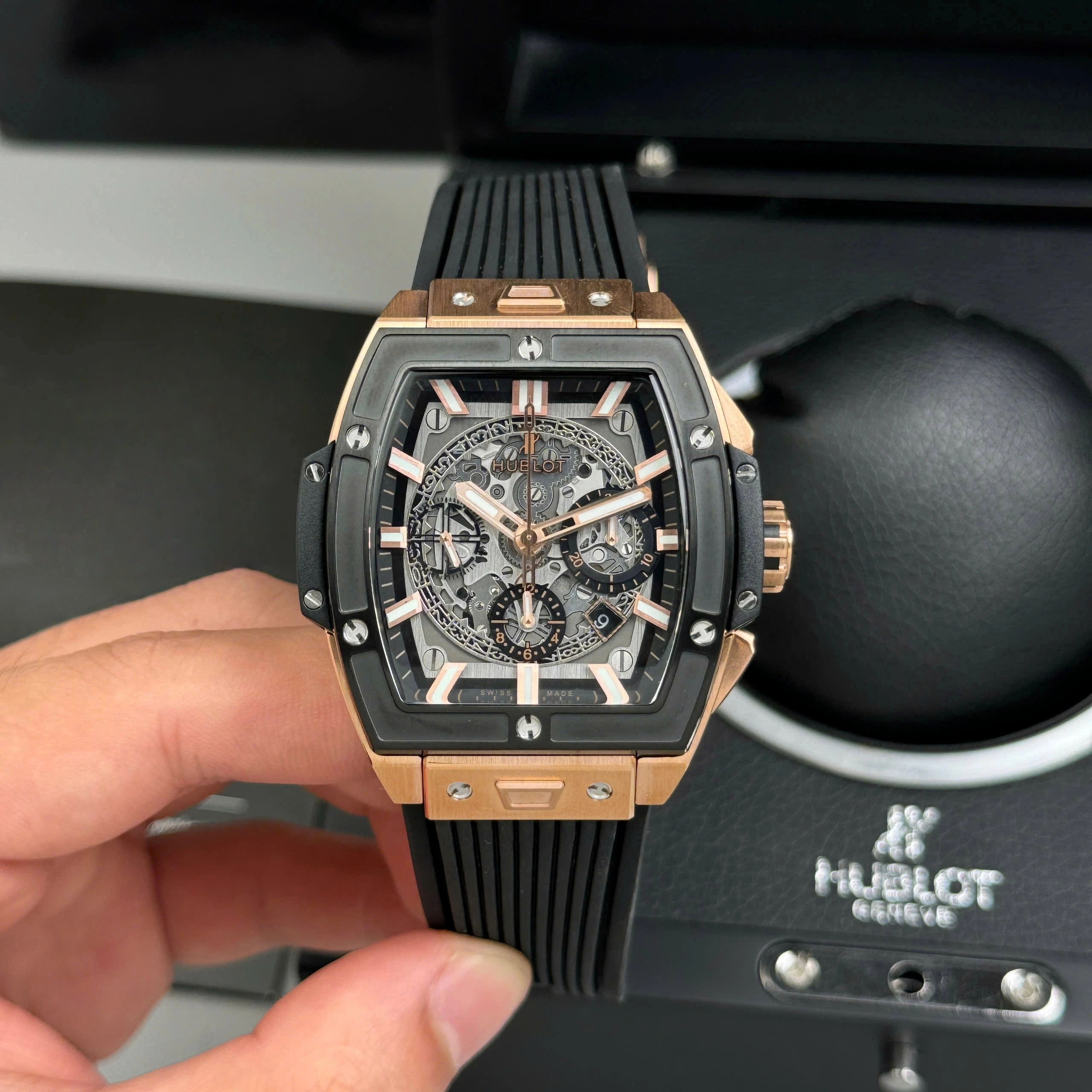 Hublot Spirit Of Big Bang Chronograph King Gold 642.OM.0180.RX 42mm Mens Watch