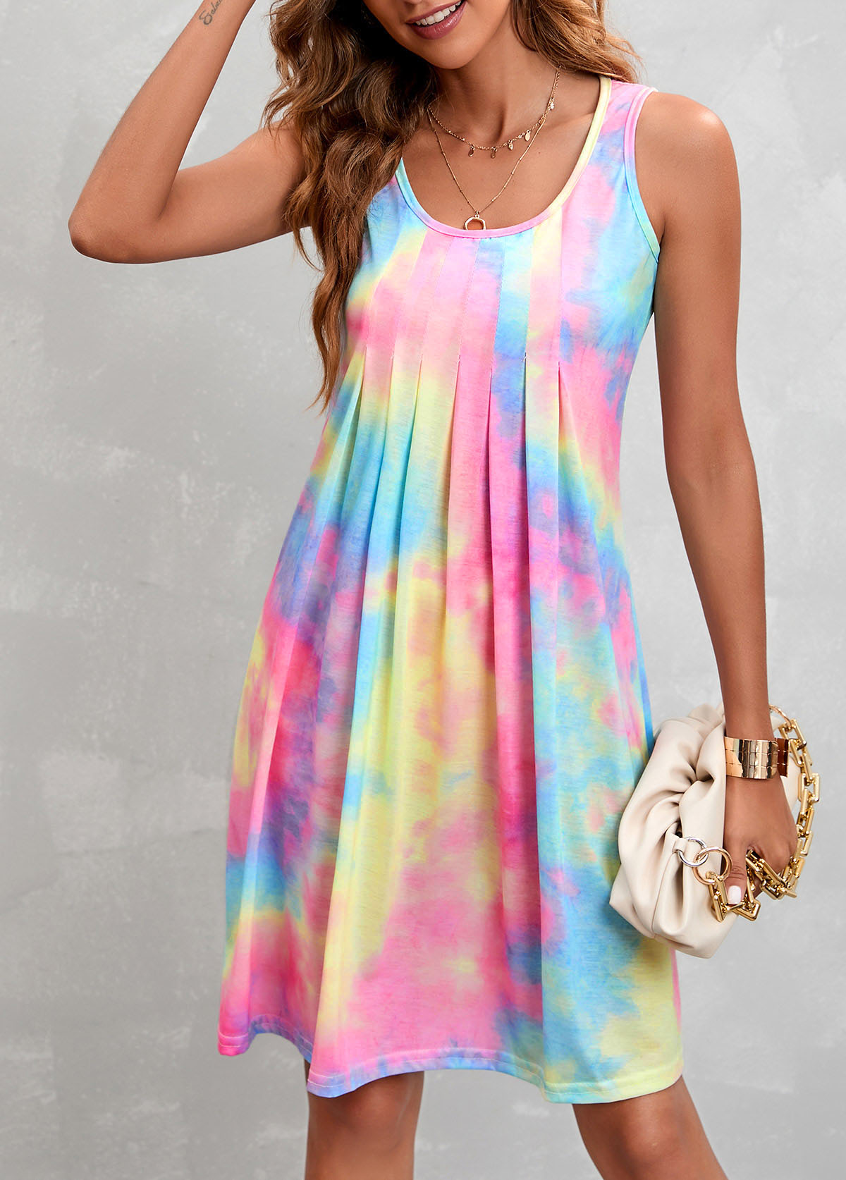 Sleeveless Round Neck Pleated Design Dress