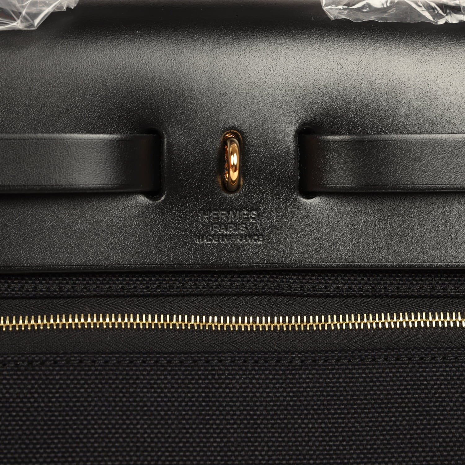 Hermes Herbag Zip 31 PM Black Toile Militaire Canvas, Vache Hunter Gold Hardware