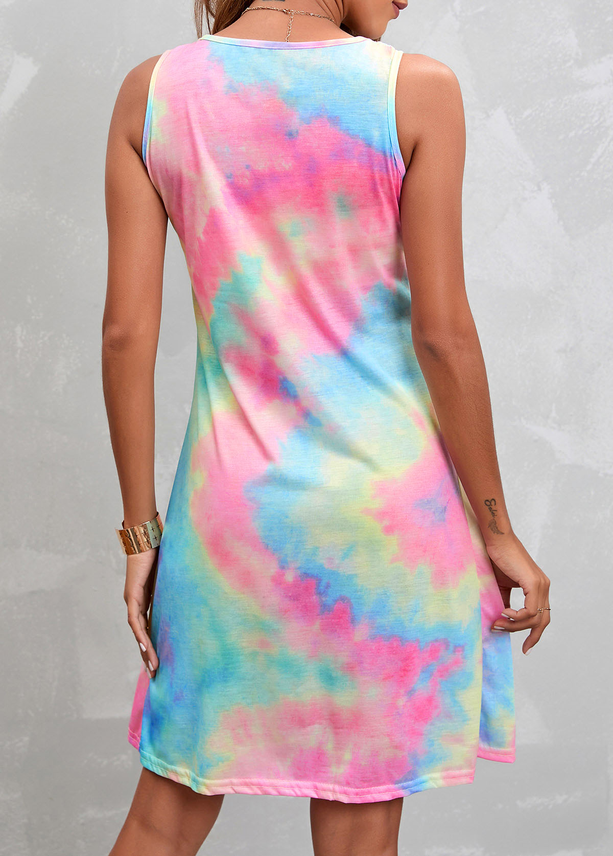 Sleeveless Round Neck Pleated Design Dress