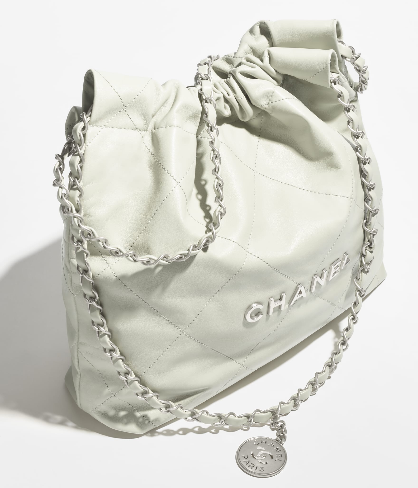 CHANEL 22 Small Handbag