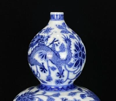 Xianfeng Signed Old Chinese Blue and White Vase W/dragon N774
