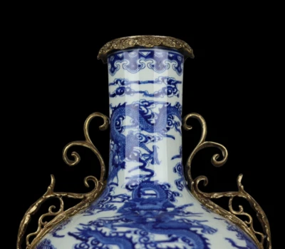 42CM Qianlong Signed Old Chinese Blue and White Vase w/dragon N3938