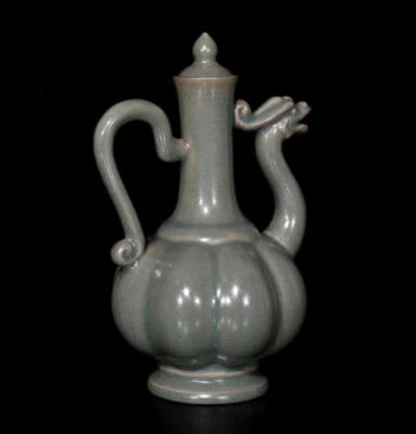 Old Chinese Longquan Yao Longquan Kiln Teapot w/dragon N1992