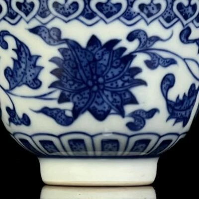 Hanyao Signed Old Chinese Blue & White Porcelain Cup w/flower Q313