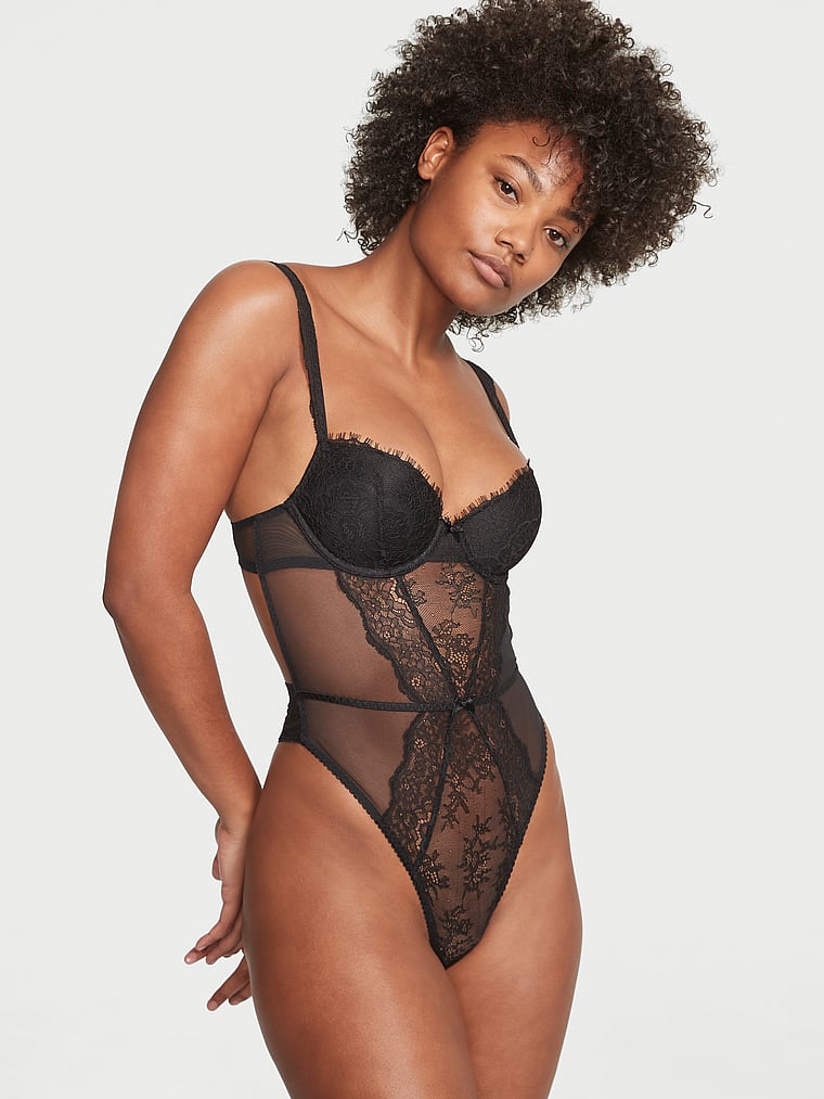 Very Sexy Lightly Lined Demi Lace Teddy