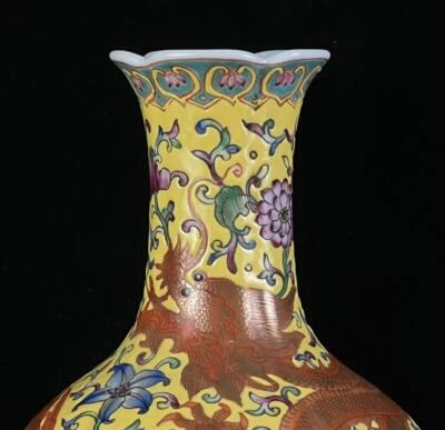 Qianlong Signed Old Chinese Colour Enamel Vase W/dragon &phoenix CK533