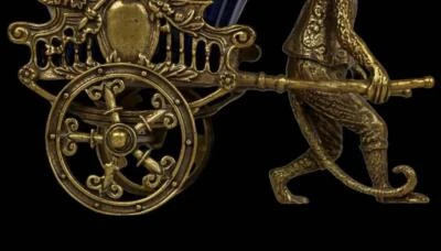 Qianlong Signed Old Chinese Blue Glaze Fruit Dish w/monkey N4047