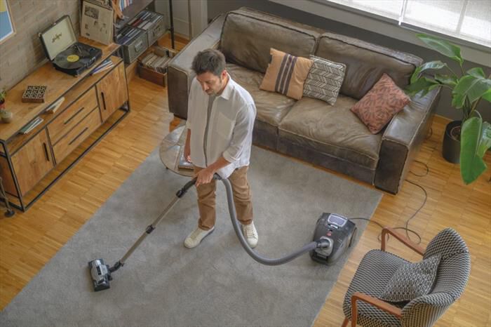 HOOVER - Aspirapolvere a traino HE520PET 011-Nero