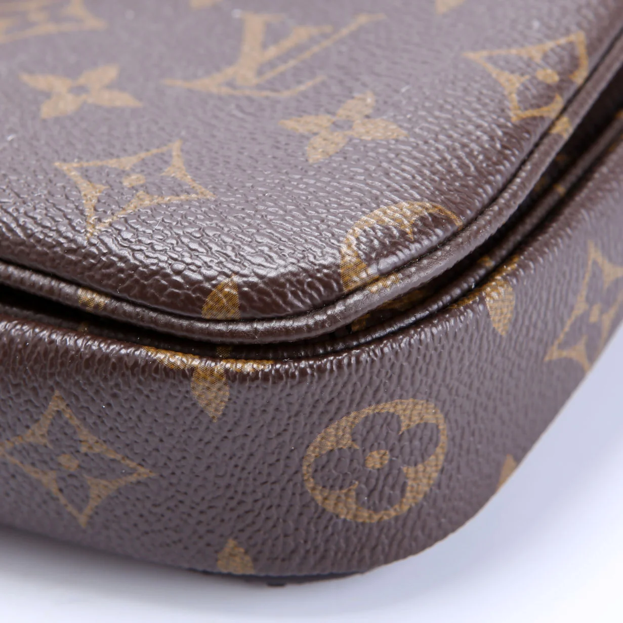 Pochette Metis Monogram