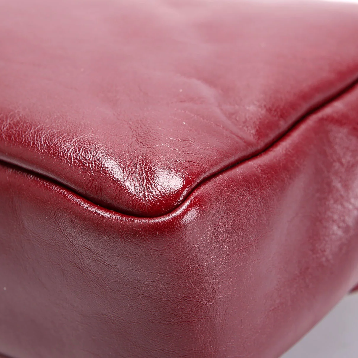 734153 Calypso Shoulder Lambskin