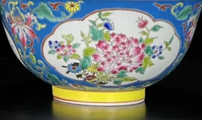 Old Qianlong Signed Chinese Famille Rose Bowl W/flower N485