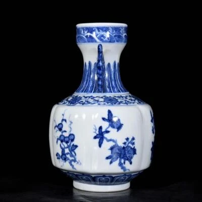Qianlong Singed Old Chinese Blue and White Vase W/peach N3591