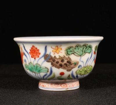 Pair Xuande Signed Old Chinese Wucai Cup W/fish N1573