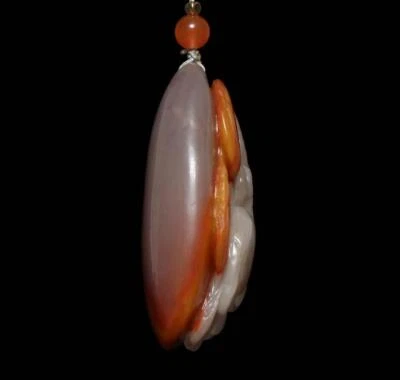 Chinese Carved Agate Pendant W/lhorse