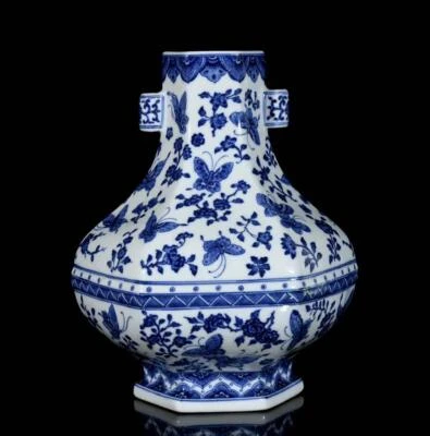 27CM Qianlong Signed Old Chinese Blue&White Zun Vase W/butterfly N3209