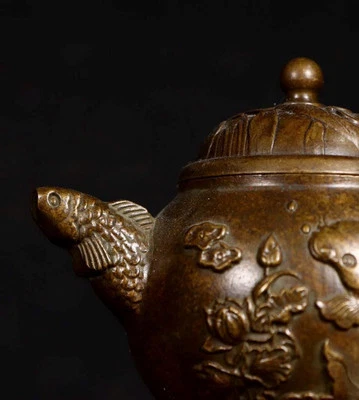 Qianlong Signed Old Chinese Copper Teapot w/fish N4142