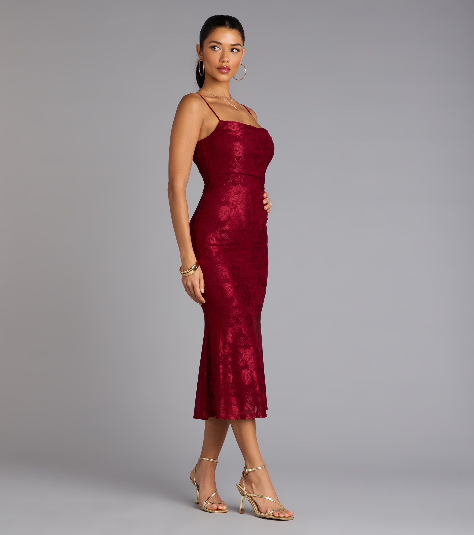 Chic Masterpiece Low Back Lace Midi Dress