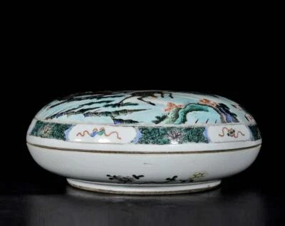 28CM Kangxi Signed Old Chinese Famille Rose Box W/figure N3323
