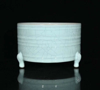 Old Chinese Ru Yao Ru Kiln Incense Burner w/feet N4297