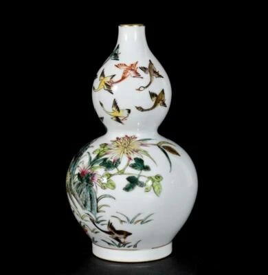 Qianlong Signed Old Chinese Colour Enamel Vase W/bird N3361