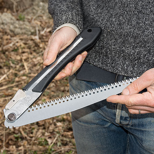Japanese-Style Folding Pruning Saw