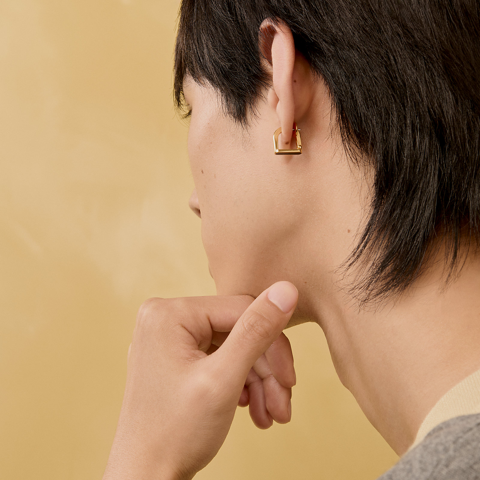 Etrier single earring